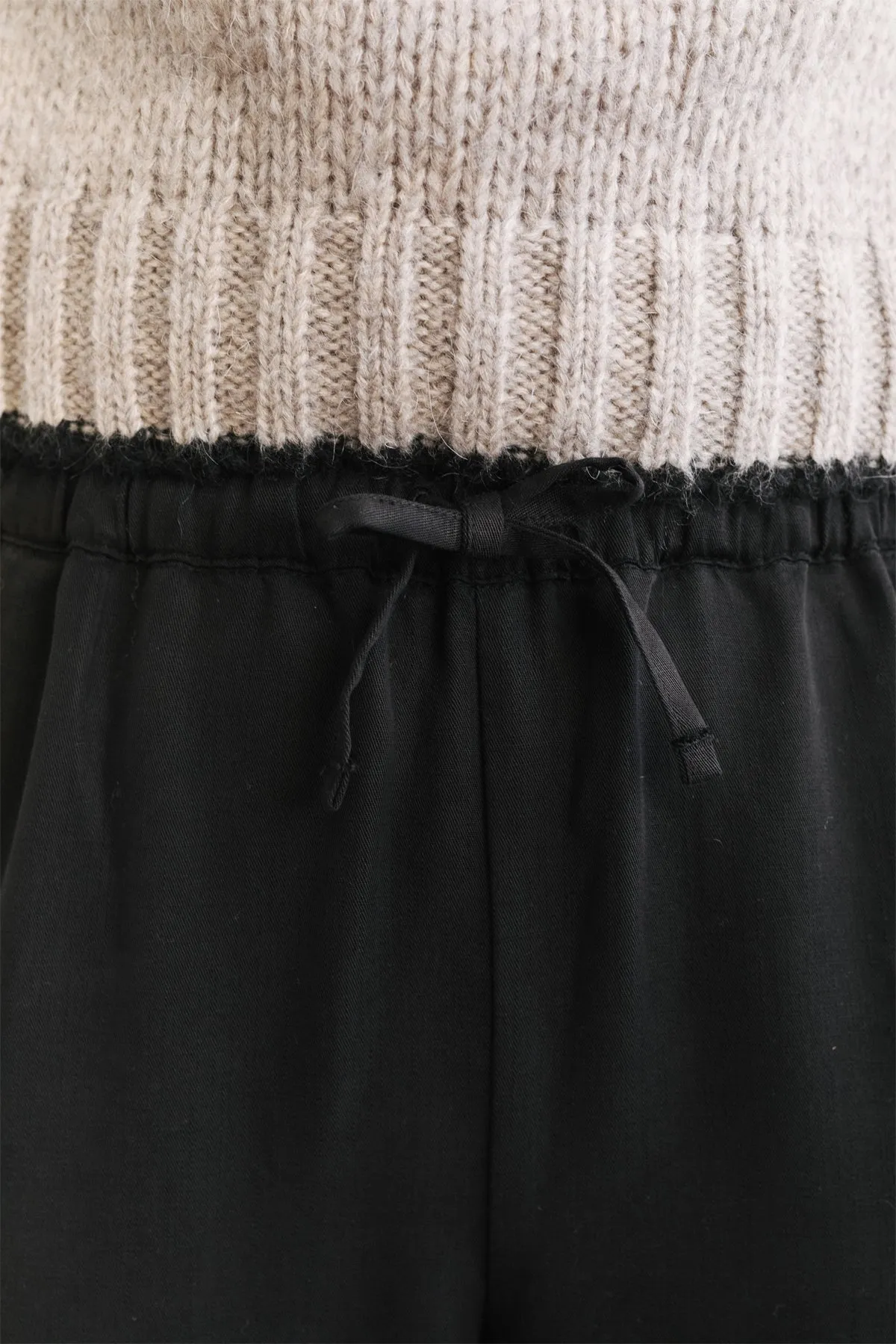 Annobon Pants Black