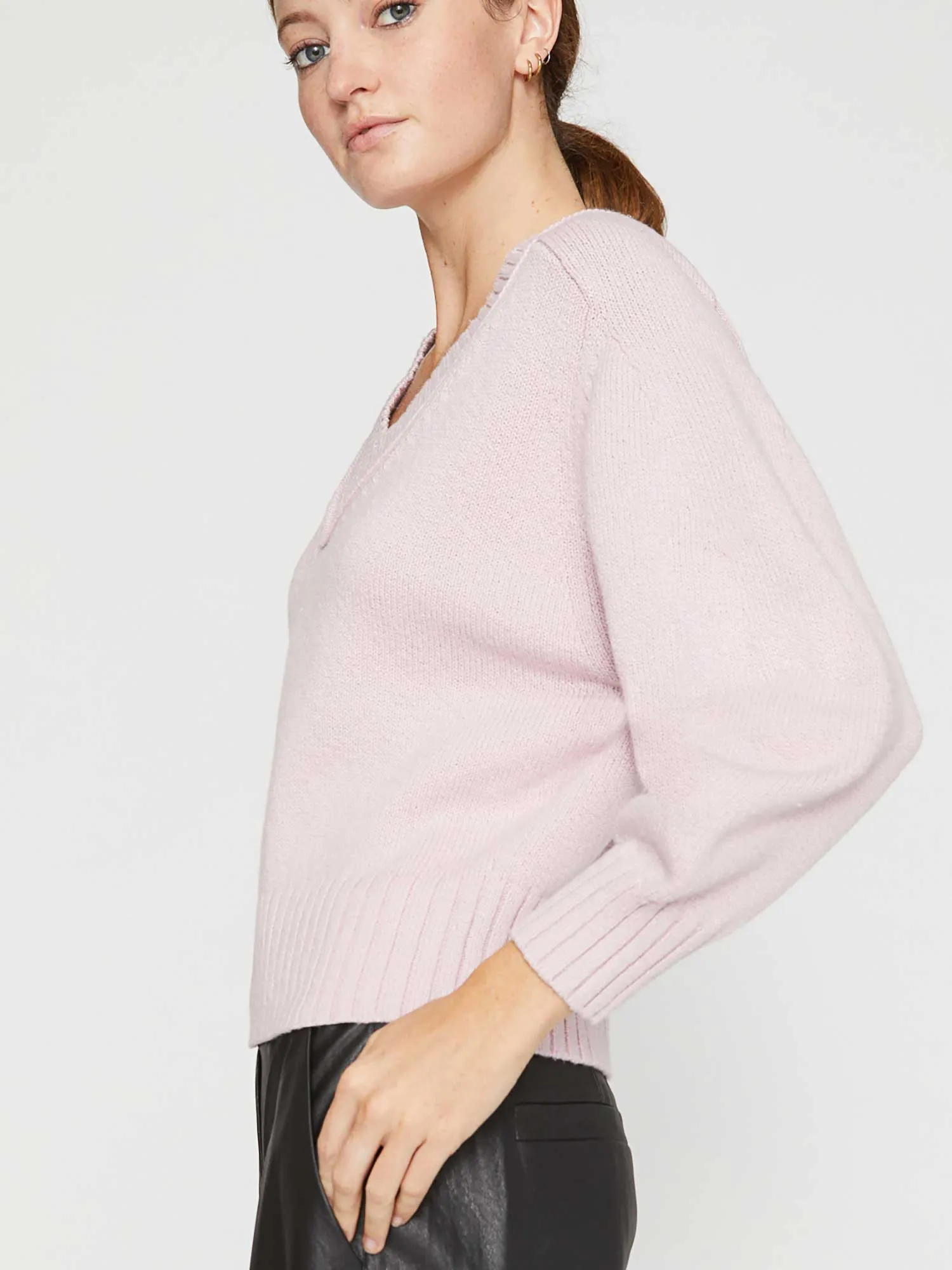 Brochu Walker - Mylo Vee in Orchid