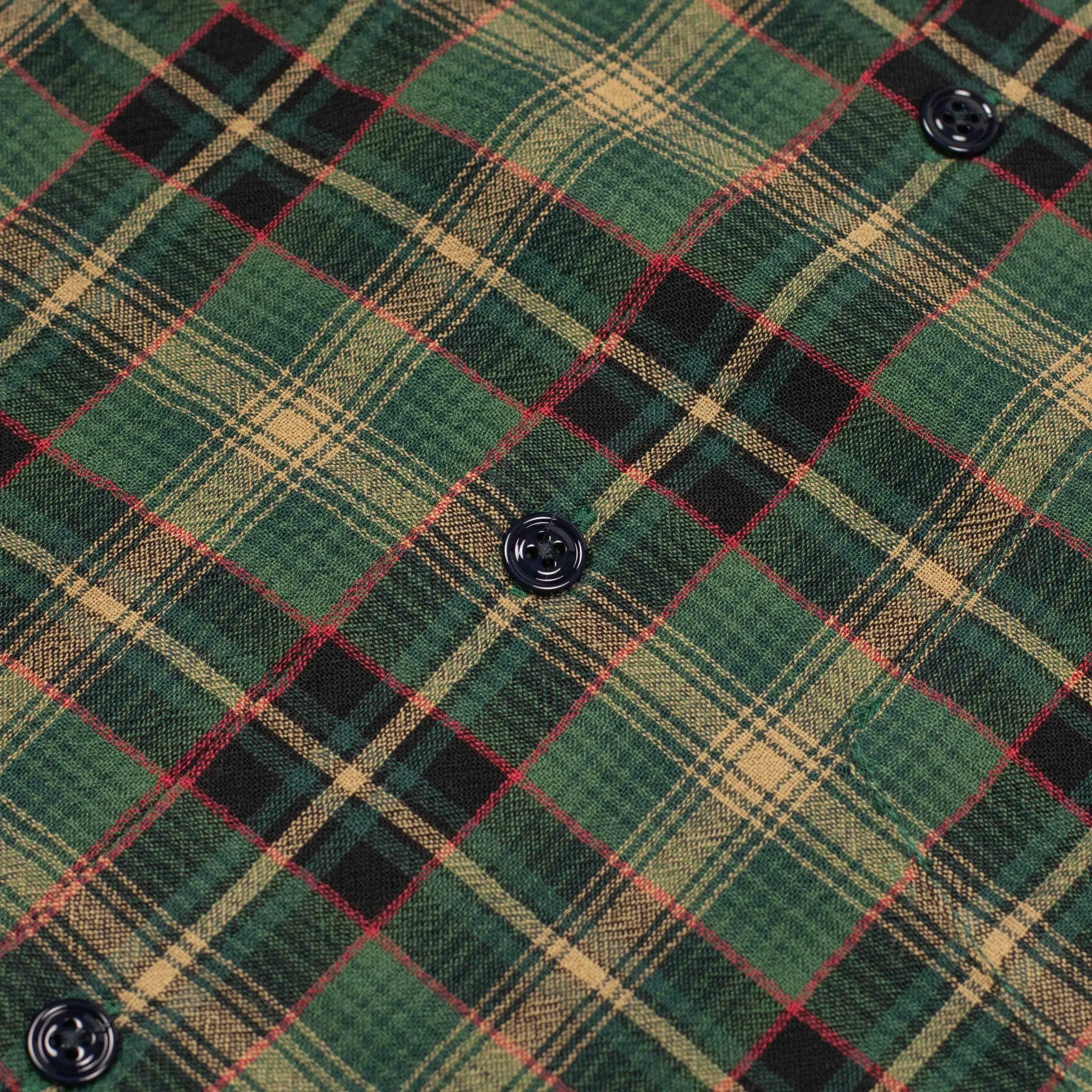Flan camp collar shirt in green, beige, and red tartan viscose/wool