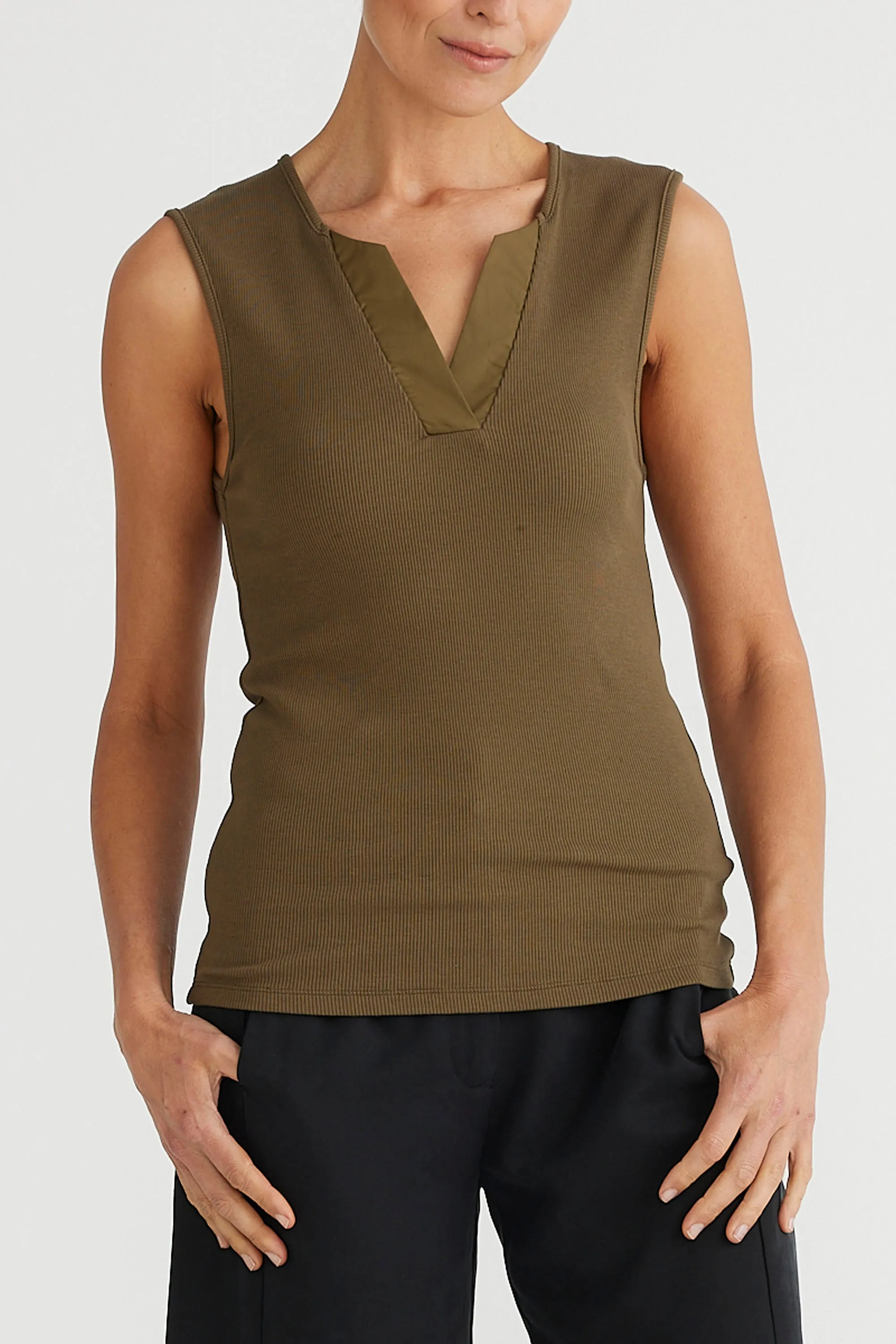 Henley Tank in Deep Moss