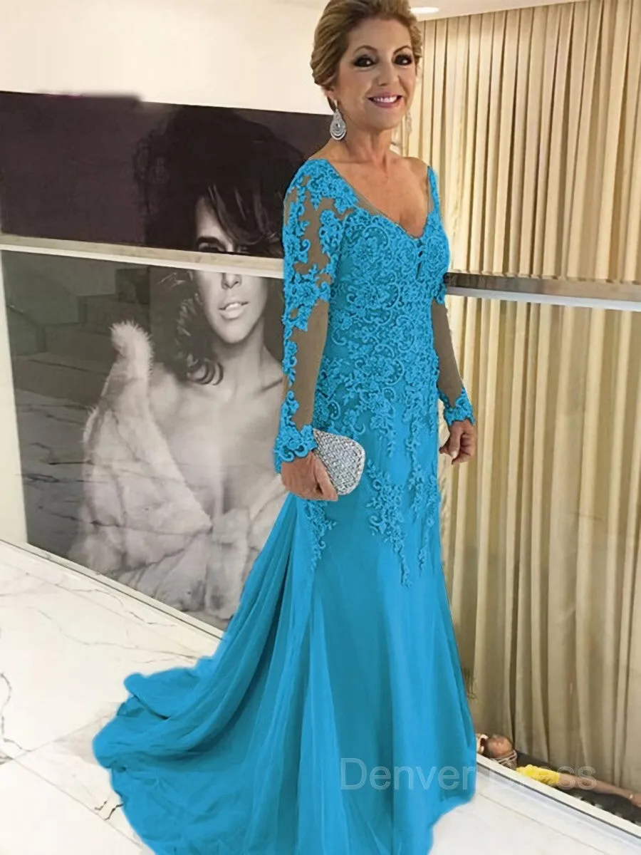 Sheath V-neck Sweep Train Tulle Mother of the Bride Dresses With Appliques Lace