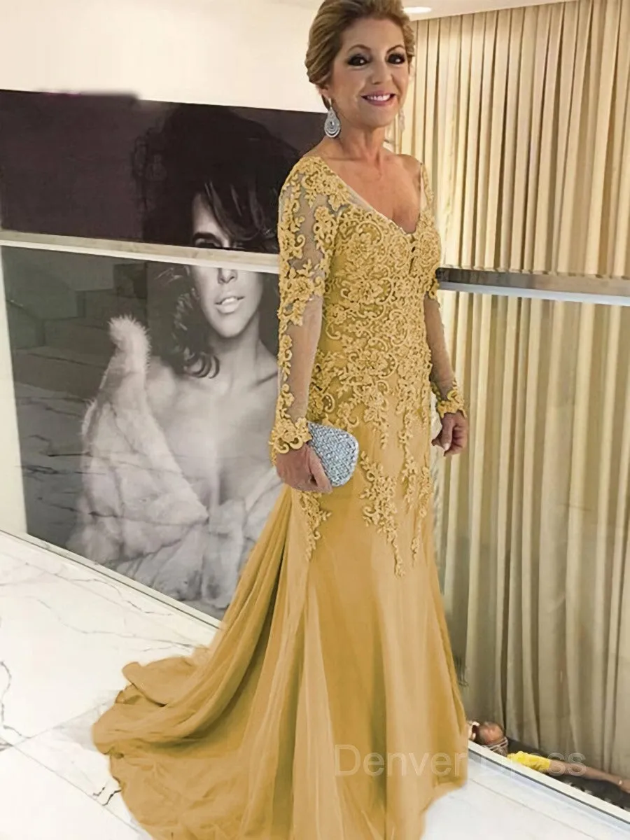 Sheath V-neck Sweep Train Tulle Mother of the Bride Dresses With Appliques Lace