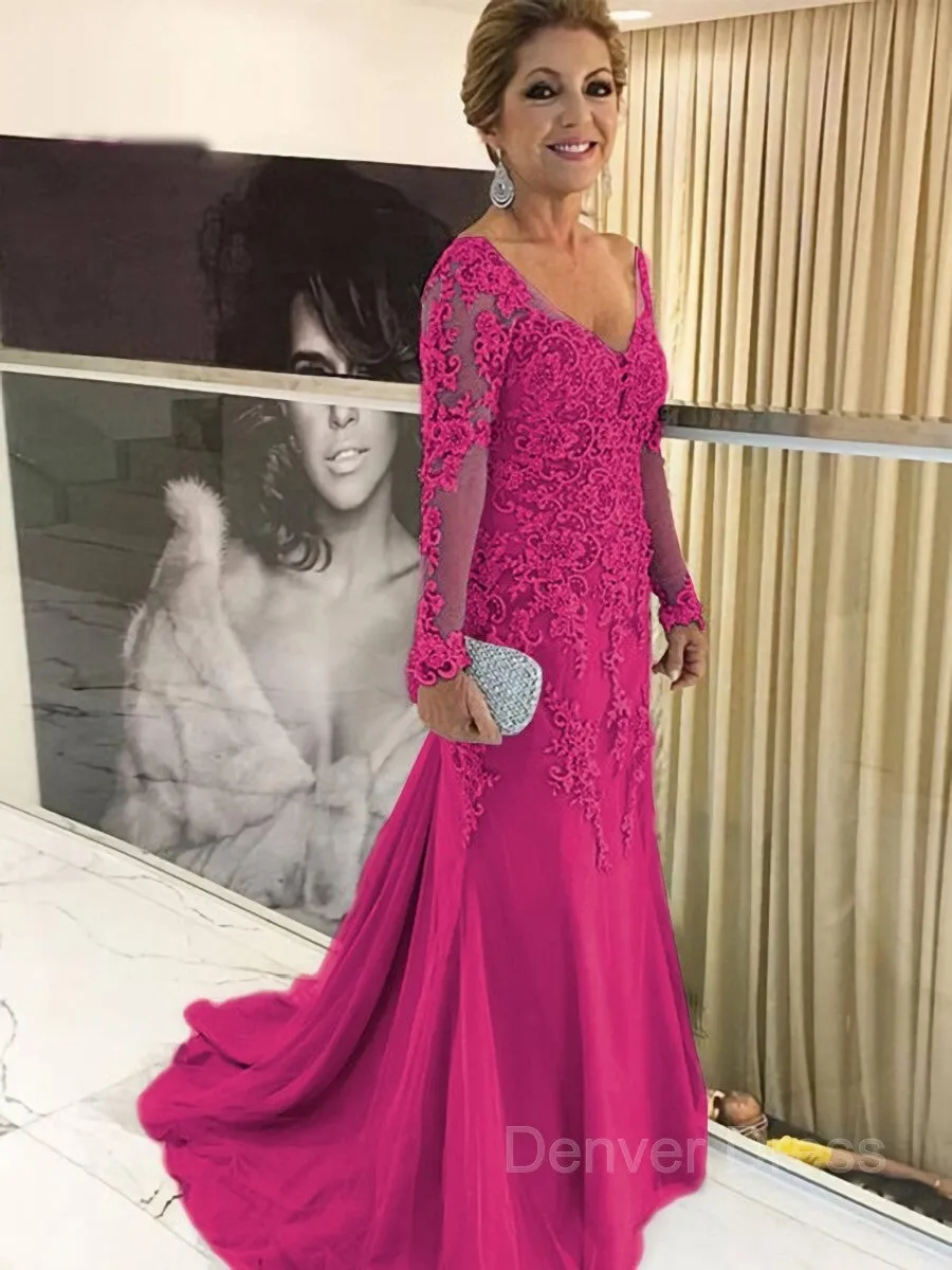 Sheath V-neck Sweep Train Tulle Mother of the Bride Dresses With Appliques Lace