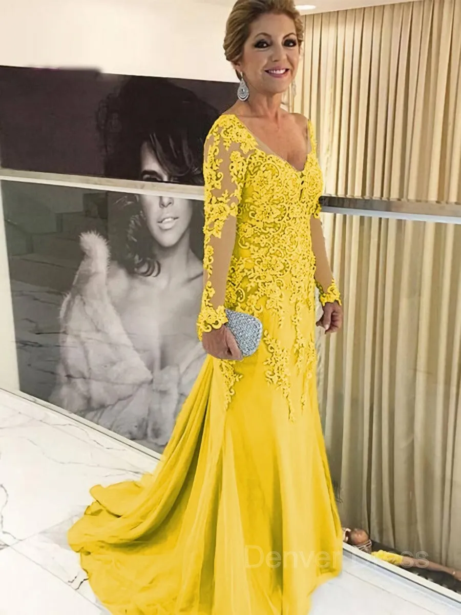 Sheath V-neck Sweep Train Tulle Mother of the Bride Dresses With Appliques Lace