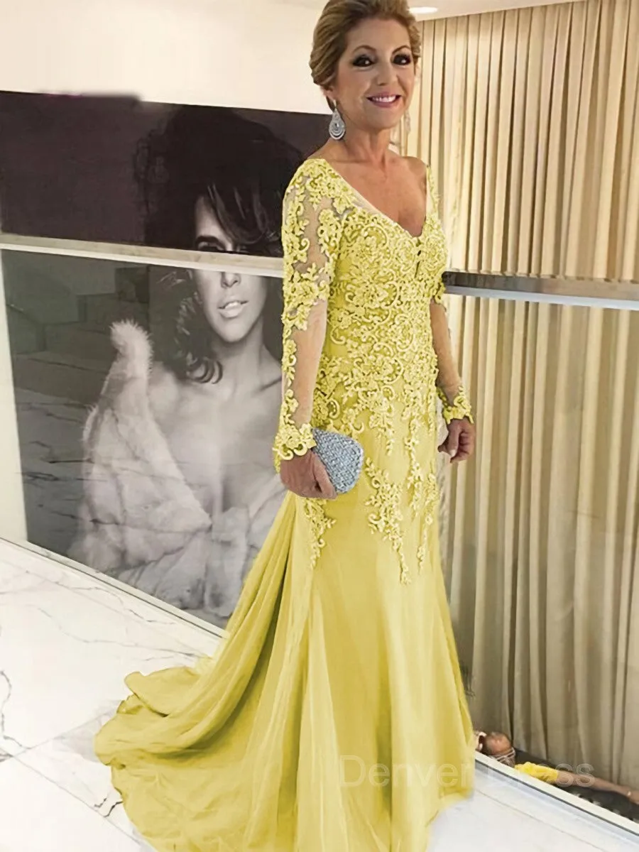 Sheath V-neck Sweep Train Tulle Mother of the Bride Dresses With Appliques Lace
