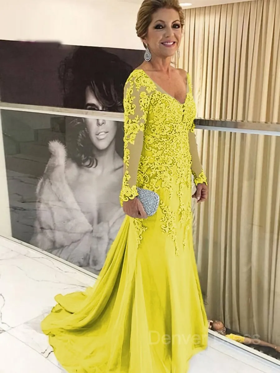 Sheath V-neck Sweep Train Tulle Mother of the Bride Dresses With Appliques Lace