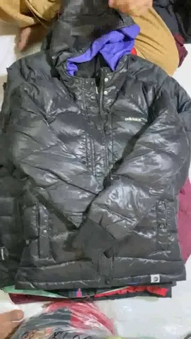 Vintage Adidas Puffer Jackets 20 pieces